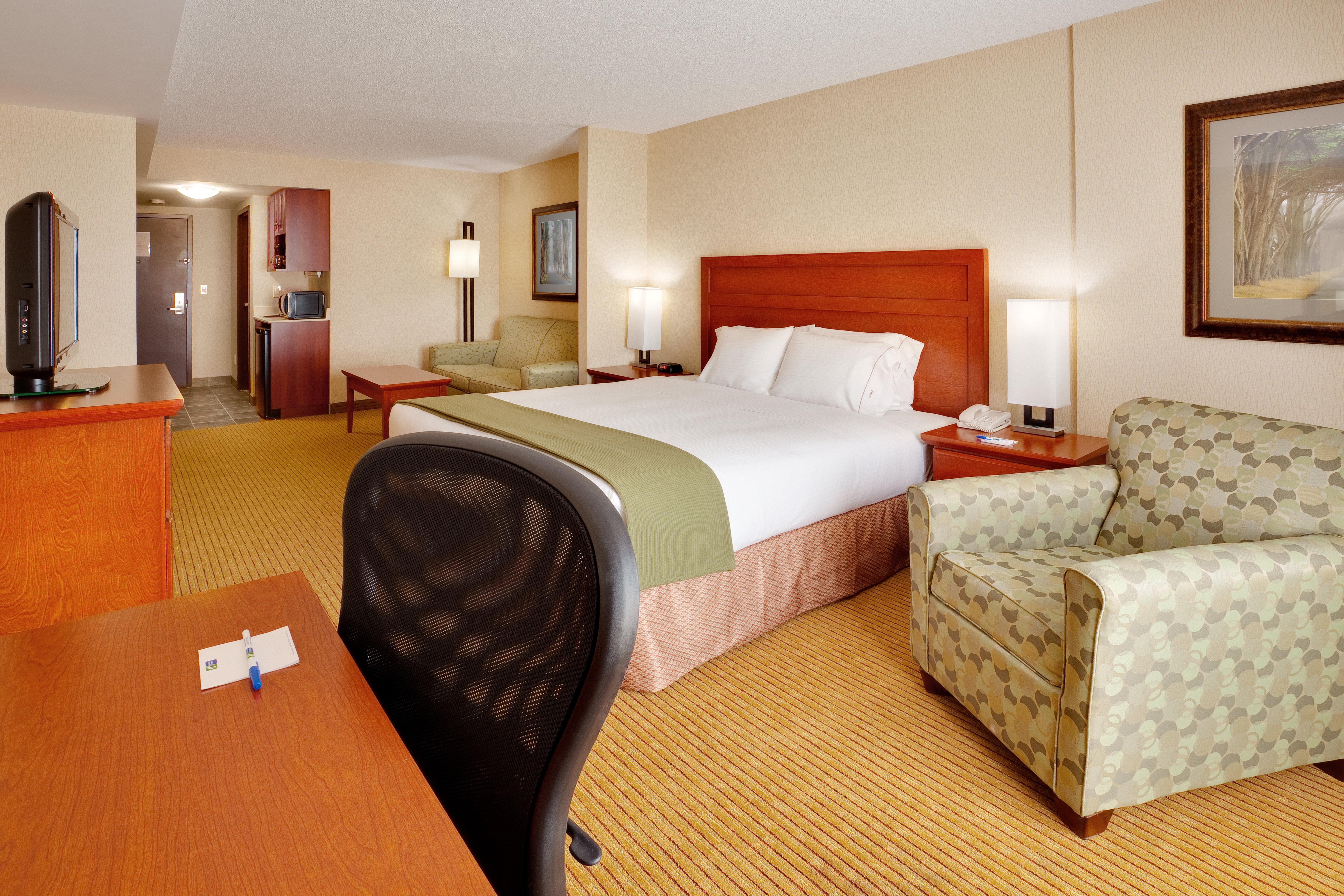 Hotel Express & Clarington - By Ihg